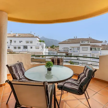 Recently Refurbished 2br Flat Pool In Puerto Banus Apartment